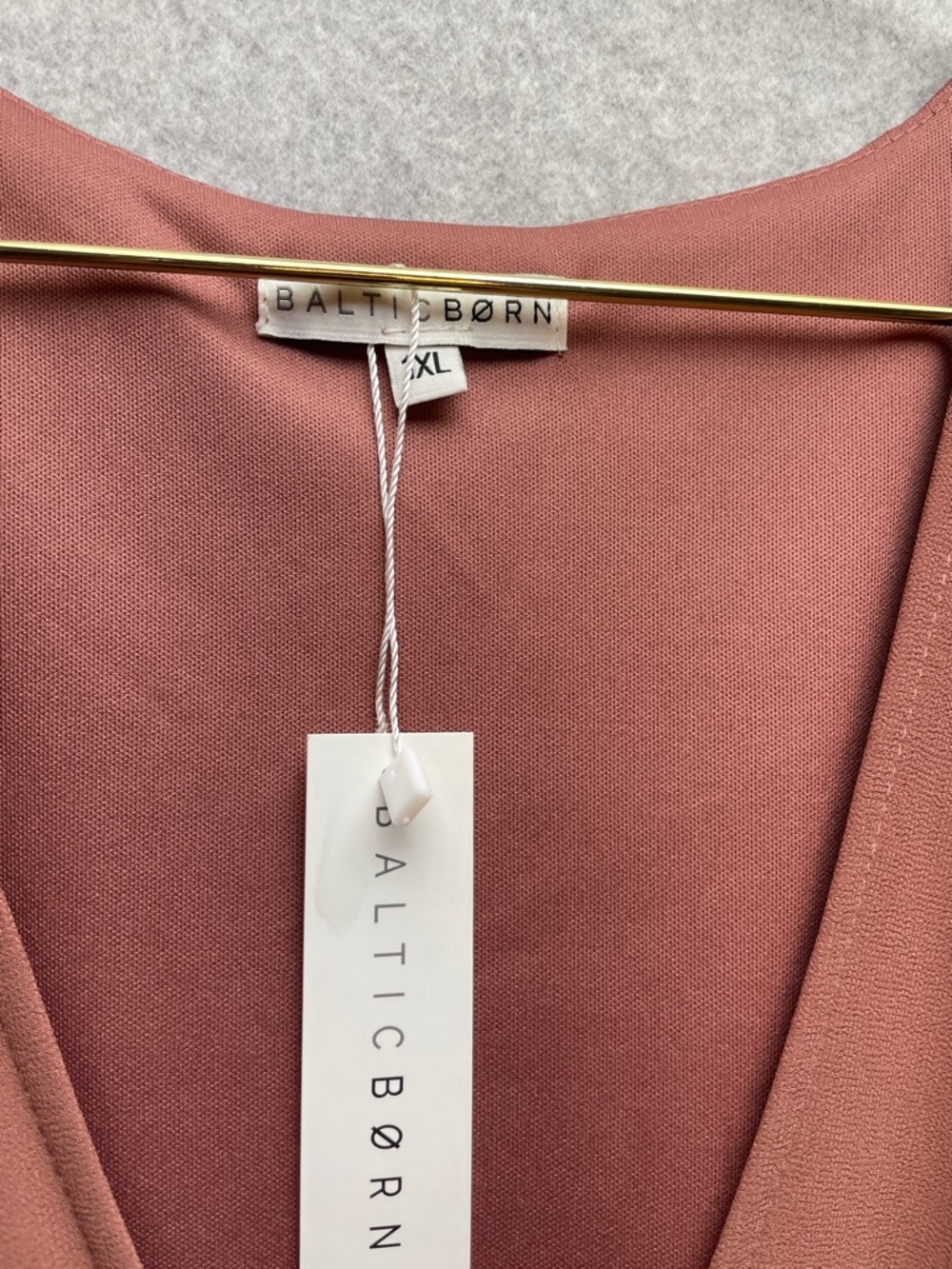 Baltic Born Chiffon Kristina Maxi V Neck Flutter Sleeve Dress in Rosey Brown NWT - Picture 4 of 9